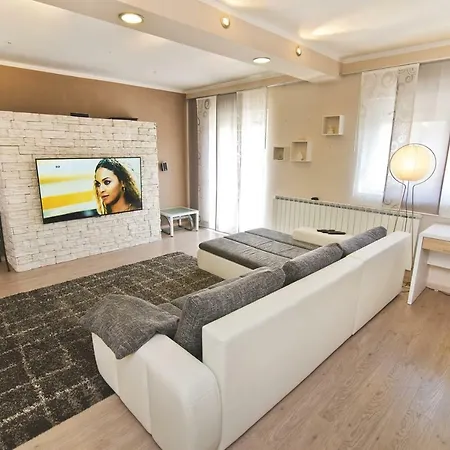 Apartment Blanka Murter